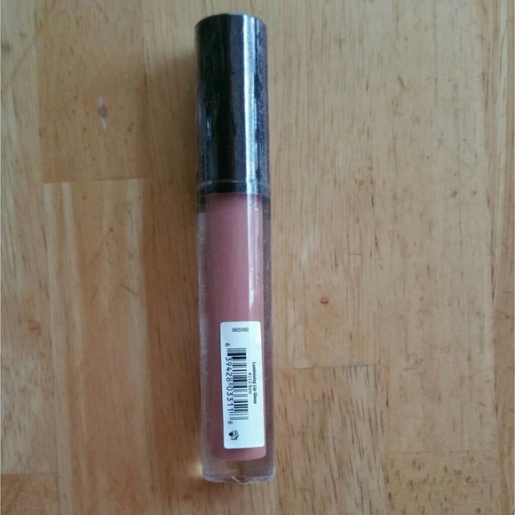 Makeup Academy (MUA) Luminizing Lip Gloss - Picture 3 of 4